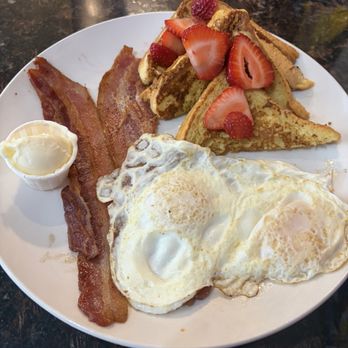 Chubbs - Eiffel Tower - Breakfast & Brunch Near Me - Virginia Beach, Virginia Chubbs - Eiffel Tower - Breakfast & Brunch Near Me - Virginia Beach, Virginia