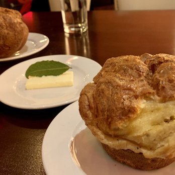 David Burke Prime - Popovers to start... - Steakhouses Near Me - Mashantucket, Connecticut