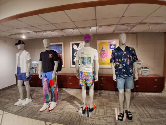 Neiman Marcus by null