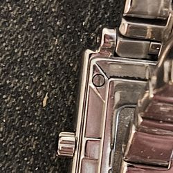 Brads Watch Repair - Watch case screw