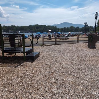Veterans Memorial Park - Landmarks & Historical Buildings Near Me