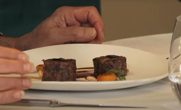 LES MAGNÒLIES by null