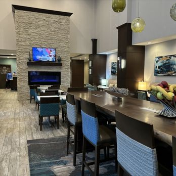 Hampton Inn & Suites Olympia Lacey - Breakfast room and checkin lobby beyond. - Hotels Near Me - Olympia, Washington Hampton Inn & Suites Olympia Lacey - Breakfast room and checkin lobby beyond. - Hotels Near Me - Olympia, Washington