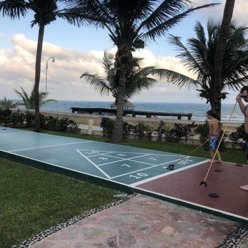 Azul Sensatori - Shuffle board - Hotels Near Me - Puerto Morelos, ROO