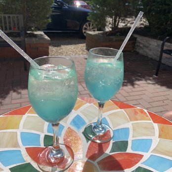 Jo Jo Apples - Buddy blue mimosas - Breakfast & Brunch Near Me - Point Lookout, New York Jo Jo Apples - Buddy blue mimosas - Breakfast & Brunch Near Me - Point Lookout, New York