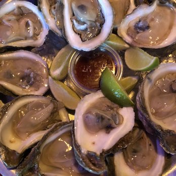 The Fish House - Meaty, fresh oysters! - Seafood Near Me - Miami, Florida The Fish House - Meaty, fresh oysters! - Seafood Near Me - Miami, Florida