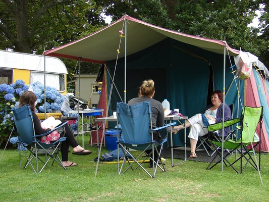 Te Aroha Holiday Park - Campground & Hot Pool by null