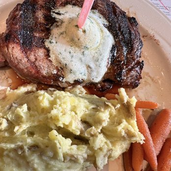 Kendall's Tavern & Chophouse - Ribeye - New American Near Me - Coon Rapids, Minnesota