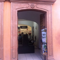 Compui - Fachada del lugar