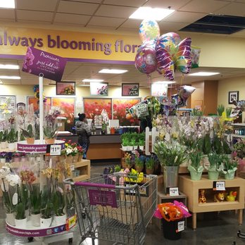 Stop & Shop - Grocery Near Me - Meriden, Connecticut Stop & Shop - Grocery Near Me - Meriden, Connecticut