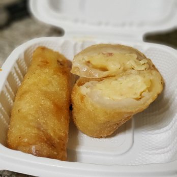 Footprints Cafe - (Turkey) Bacon Mac 'n Cheese Eggrolls - Caribbean Near Me - Brooklyn, New York