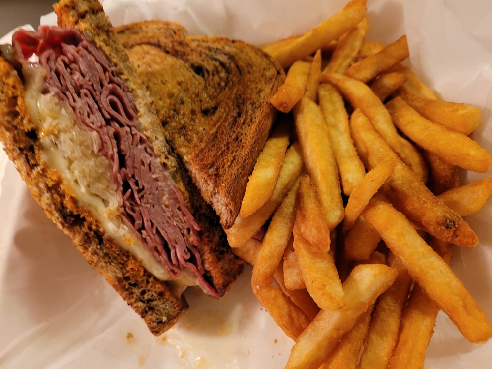 Social spots from Blarney Stone