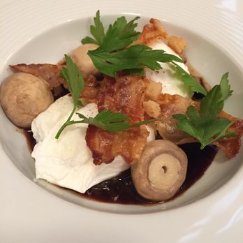 Le Radis Beurre - Poached eggs - Bistros Near Me - Paris, 75 Le Radis Beurre - Poached eggs - Bistros Near Me - Paris, 75
