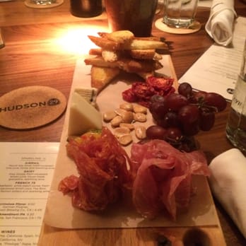 Hudson 29 Kitchen + Drink - Wine country cheese board - New American Near Me - Upper Arlington, Ohio