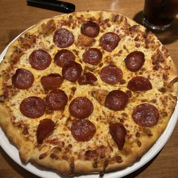Pat Quinn's Restaurant & Bar - Pep pizza (delicious) - American Near Me - Delta, British Columbia Pat Quinn's Restaurant & Bar - Pep pizza (delicious) - American Near Me - Delta, British Columbia