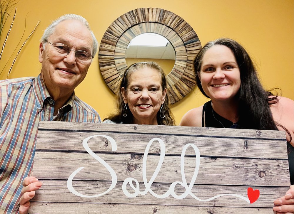 BETH RE/MAX JEFFERSON CITY Updated October 2024 17