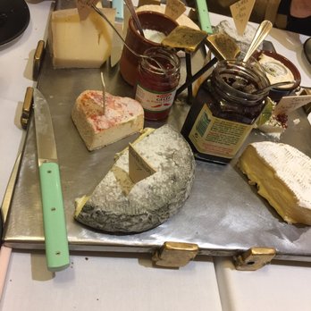 Le Comptoir - Cheese platter - Bistros Near Me - Paris, 75