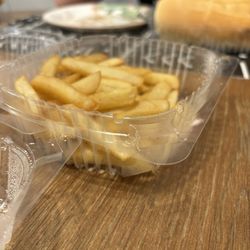 Hoboken’s Pizzeria - Bland seasoned fries