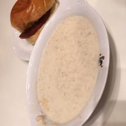 澳門茶餐廳 - 牛奶麥皮配餐肉炒蛋餐包