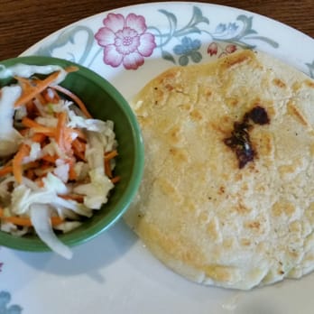 Sabor Casero - Pupusas El Salvadorian Cuisine Calabazitas with zucchini stuffing and side of spicy coleslaw. - Mexican Near Me - Poulsbo, Washington Sabor Casero - Pupusas El Salvadorian Cuisine Calabazitas with zucchini stuffing and side of spicy coleslaw. - Mexican Near Me - Poulsbo, Washington
