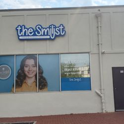The Smilist Dental Syosset - Store front Huntington!