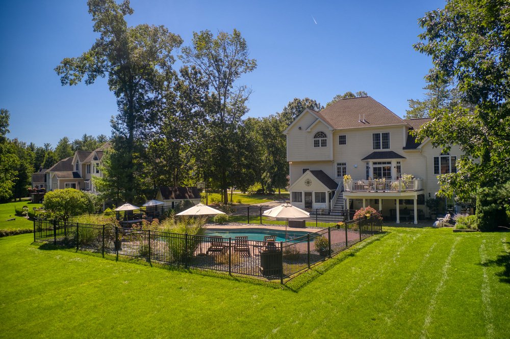 NASHUA VIDEO TOURS 20 Photos 105 Searles Rd, Nashua, NH Yelp