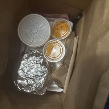 Burger & Wing House - Ordered the pineapple teriyaki burger with an extra patty, chili cheese, fries, and chicken nuggets - Chicken Shop Near Me - Palm Harbor, Florida
