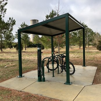 Dogfish Head Milton Brewery - Bicycle parking - Breweries Near Me - Milton, Delaware