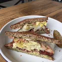 Gotan - Jersey City - BLAT sandwich - bacon, lettuce, avocado and tomato