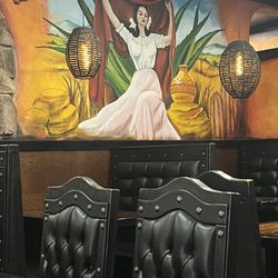 Vallarta’s Mexican Restaurant - Dining room-August 2025