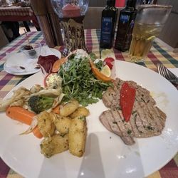 Villa Romana - Mein Essen heute mal Kalbfleisch