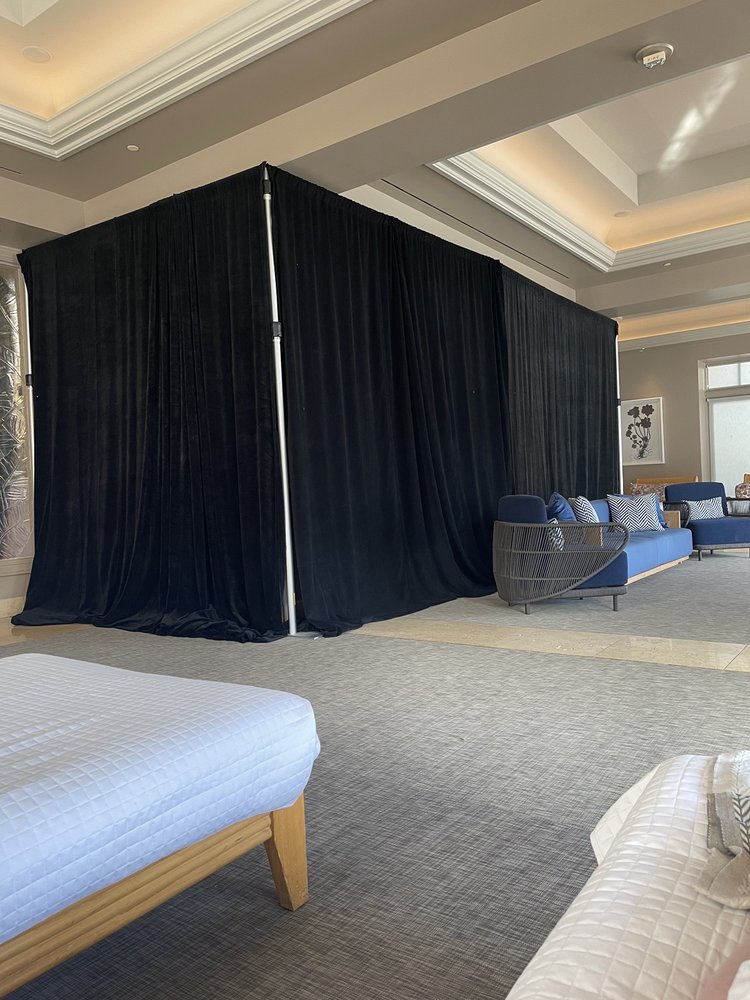 HAIR SALON FOUR SEASONS WESTLAKE 2 Dole Dr, Westlake Village