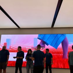 Apple Galleria Dallas - The inside of the Apple Store