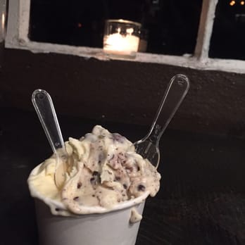 Pizzicletta - Lavender and chocolate almond gelato - Pizza Near Me - Flagstaff, Arizona
