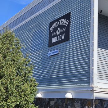 Brickyard Hollow Brewing Company - Right near the LL Bean and Patagonia outlets - Pizza Near Me - Freeport, Maine Brickyard Hollow Brewing Company - Right near the LL Bean and Patagonia outlets - Pizza Near Me - Freeport, Maine