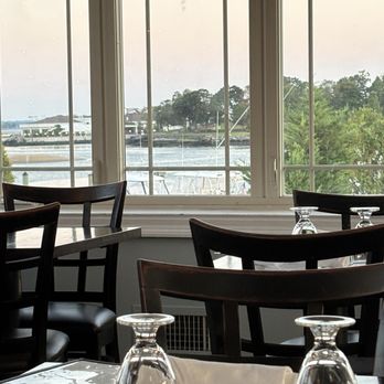 Marina View - Seafood Near Me - New Rochelle, New York