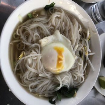Shank & Bone - Chicken pho with dark meat and an egg yummy - Vietnamese Near Me - San Diego, California Shank & Bone - Chicken pho with dark meat and an egg yummy - Vietnamese Near Me - San Diego, California