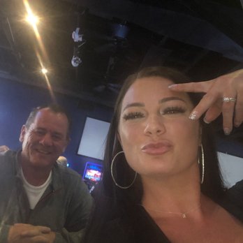 WILD PITCH SPORTS BAR & GRILL - Updated July 2024 - 197 Photos & 281