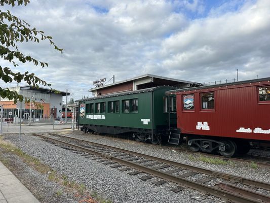 Mt. Hood Brewing Co. - Tilikum Station by null