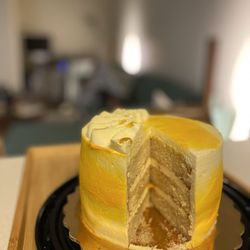 Whole Foods Market - Mango yuzu cake