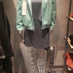 Rumour - Coole Schaufensterpuppe