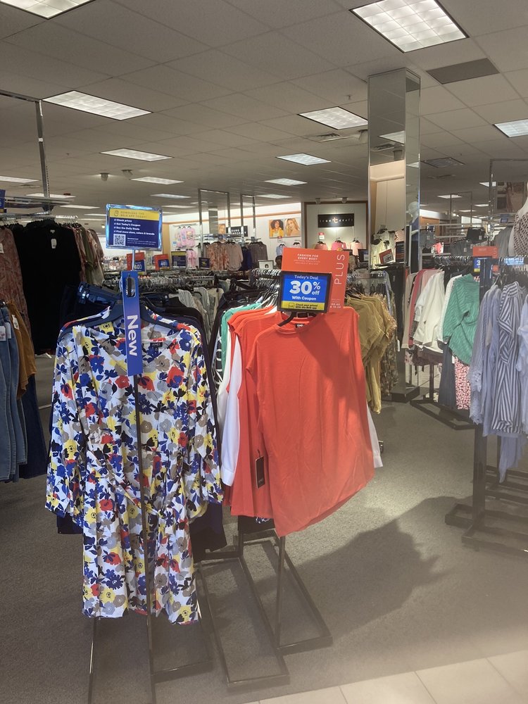 BELK DEPARTMENT STORES Updated September 2024 41 Photos & 14