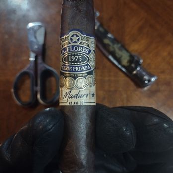 Elgin Cigar and Art - A premium cigar for you. - Cigar Bars Near Me - Elgin, Illinois Elgin Cigar and Art - A premium cigar for you. - Cigar Bars Near Me - Elgin, Illinois