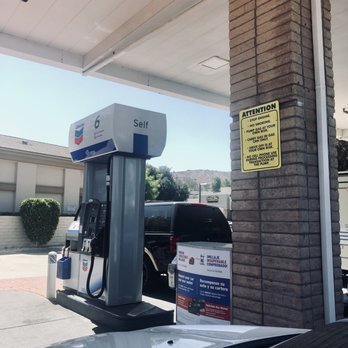 Thousand Oaks Chevron - Clean, new signs and nice place to stop just off the 101 freeway. - Gas Stations Near Me - Thousand Oaks, California Thousand Oaks Chevron - Clean, new signs and nice place to stop just off the 101 freeway. - Gas Stations Near Me - Thousand Oaks, California