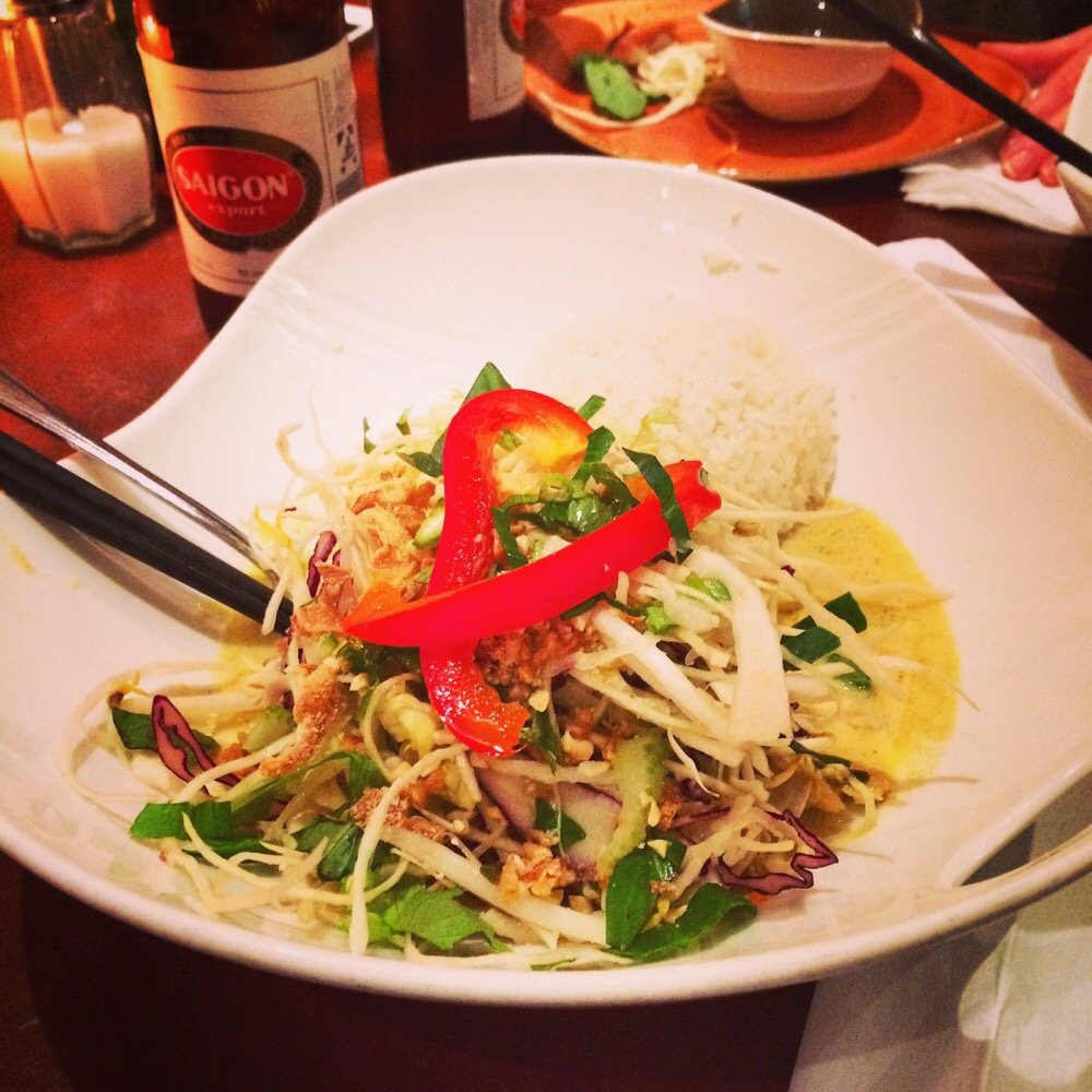 Green chicken curry! Green chicken curry!