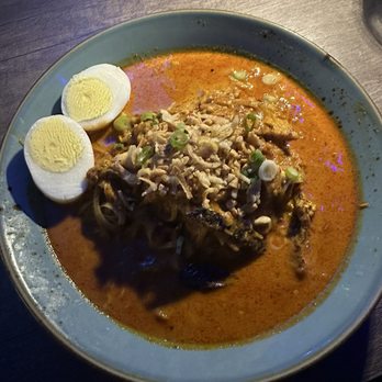 Koh Lipe - Islamic noodles with beef - Thai Near Me - Toronto, Ontario Koh Lipe - Islamic noodles with beef - Thai Near Me - Toronto, Ontario