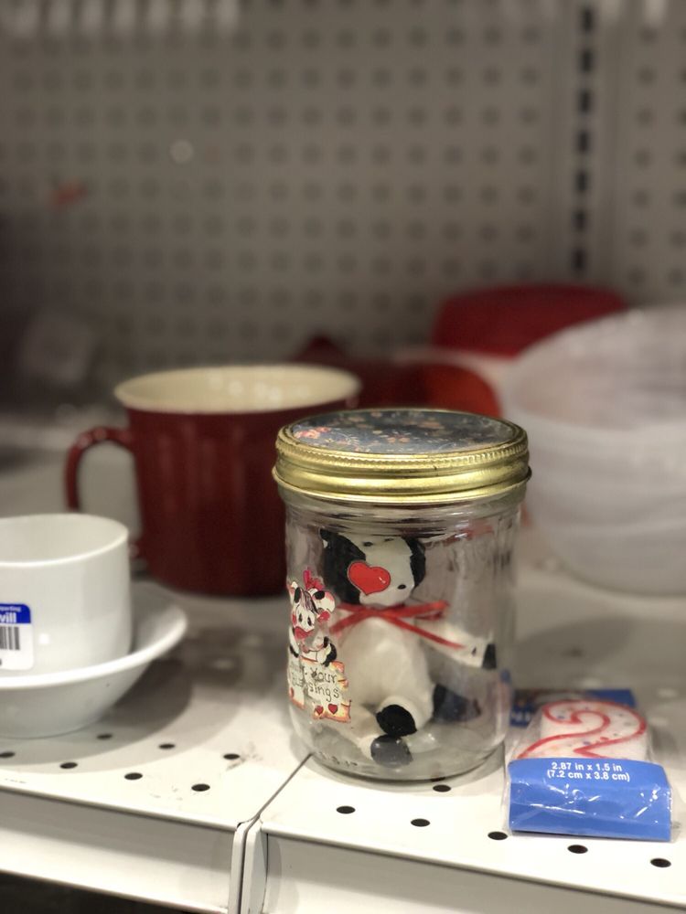 GOODWILL Updated August 2024 36 Photos & 12 Reviews 201 North