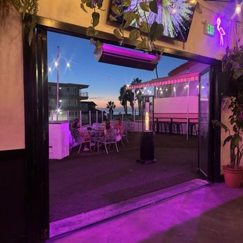 Flamingo Deck - New American Near Me - San Diego, California