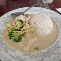 Katmanis Thai Restaurant - Green curry for lunch