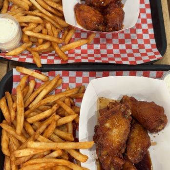 Legend Hot Chicken - mango habanero combo garlic soy combo - Chicken Wings Near Me - Hacienda Heights, California